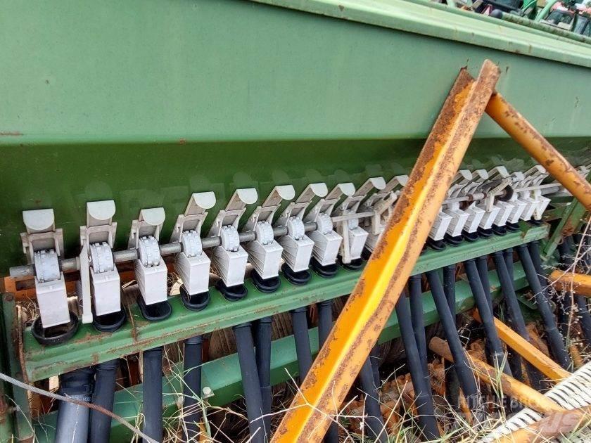 Amazone 402 Komunálna technika - ostatné