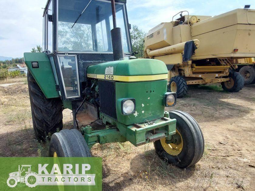 John Deere 2130 Traktory