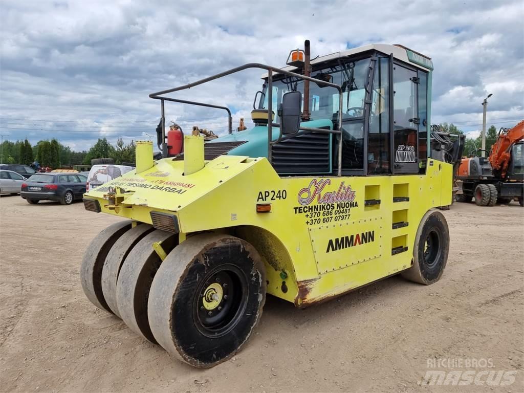 Ammann AP240 Pneumatikové valce