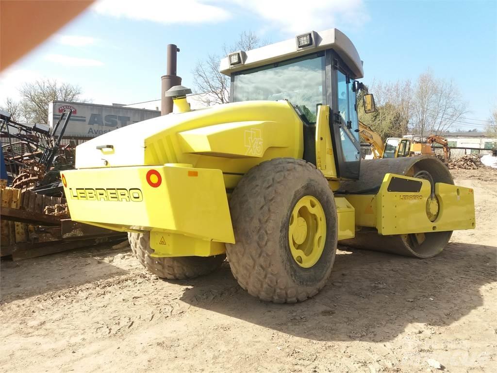 Bomag X5 Ťahačové valce