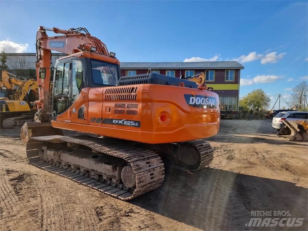 Doosan DX 225LC-3 Pásové rýpadlá