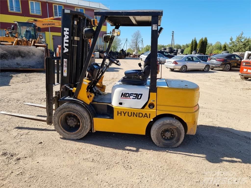 Hyundai Halla HDF30 Dieselové vozíky