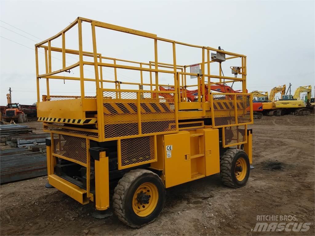 SkyJack SJ 8831 Nožnicové zdvíhacie plošiny
