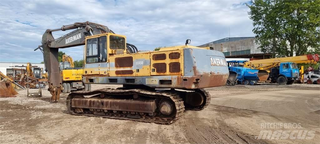 Volvo EC450 Pásové rýpadlá