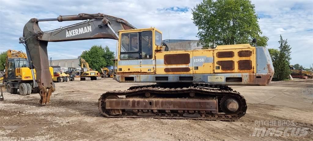 Volvo EC450 Pásové rýpadlá