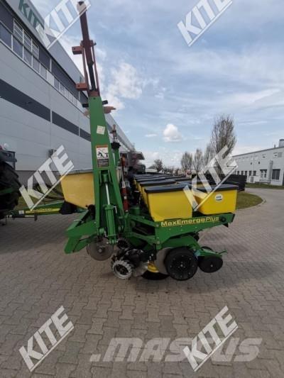 John Deere 1750 Kombinované sejačky