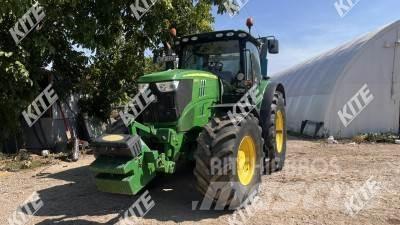 John Deere 6190R Traktory