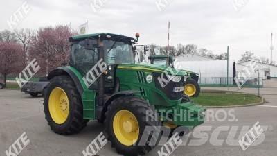 John Deere 6190R Traktory