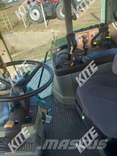 John Deere 6520 Traktory