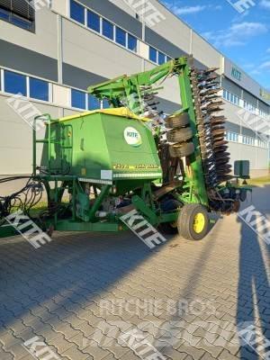 John Deere 740A Mechanické sejačky