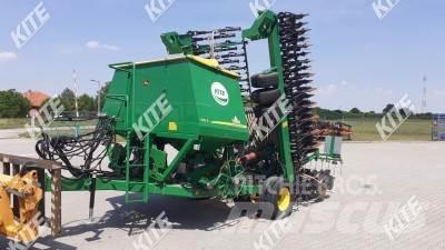 John Deere 740A 9M Mechanické sejačky