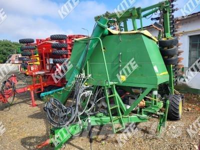John Deere 740A 9M Mechanické sejačky