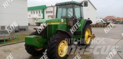John Deere 7810 Traktory