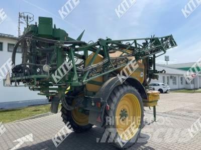 John Deere 832/18i Ťahané postrekovače