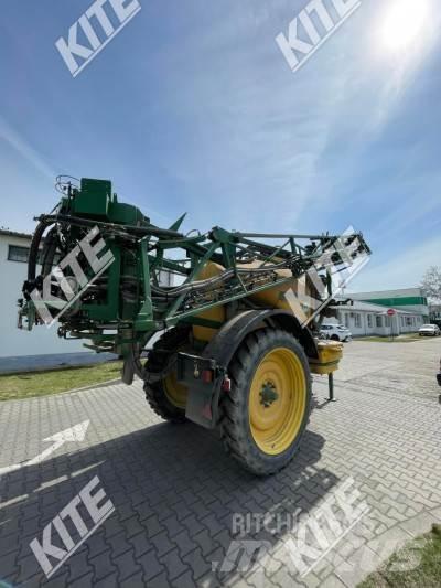 John Deere 832/18i Ťahané postrekovače