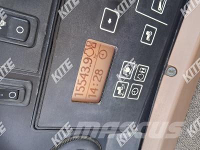 John Deere 8430 Traktory