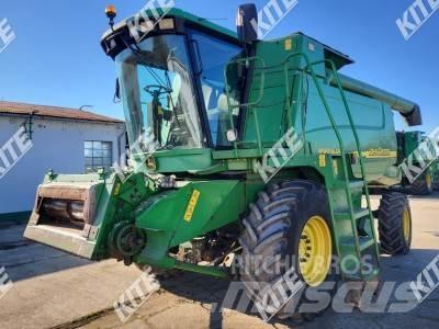 John Deere 9560 WTS 2WD Kombinované zberacie stroje