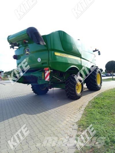 John Deere S690 Kombinované zberacie stroje