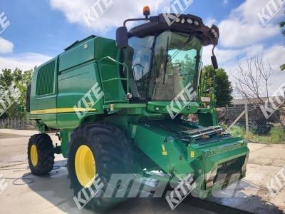 John Deere T550 Kombinované zberacie stroje