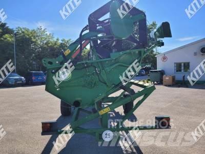 John Deere W540 2WD Kombinované zberacie stroje