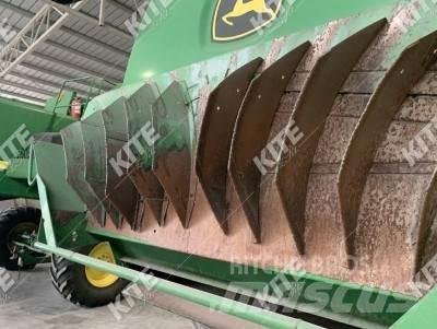 John Deere W650 Kombinované zberacie stroje