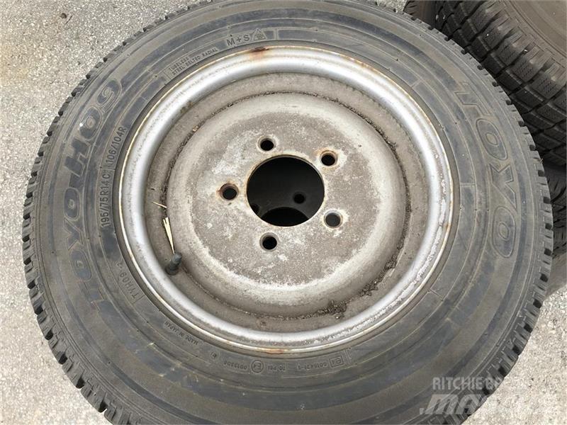 Toyo H09 Pneumatiky, kolesá a ráfiky