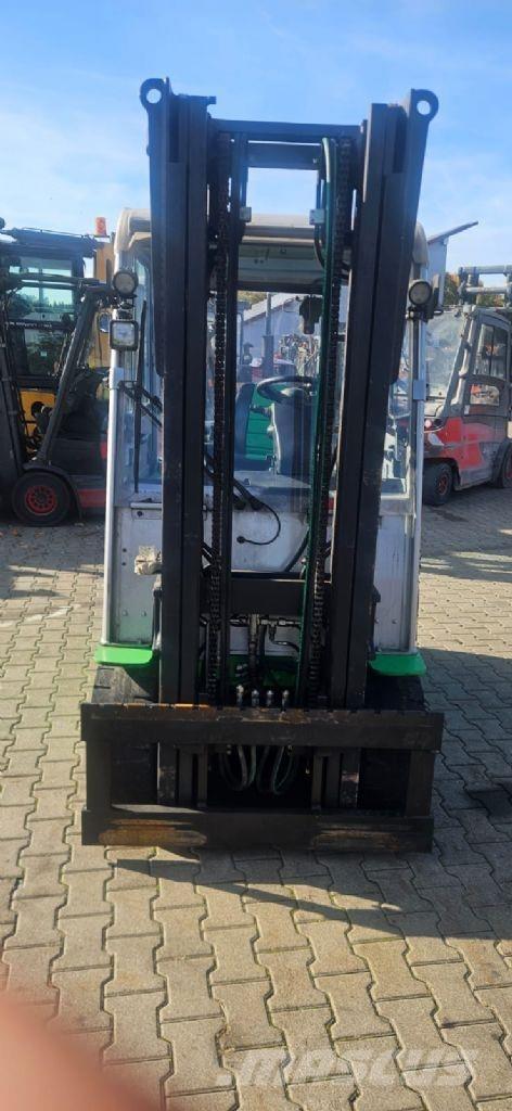 Cesab B 630 Akumulátorové vozíky