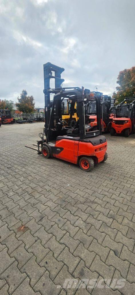 Linde E 20 PL-02 Akumulátorové vozíky