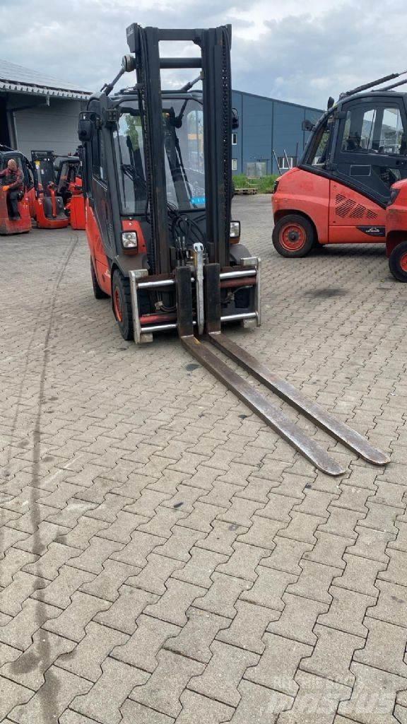Linde H 35 D-01 Dieselové vozíky