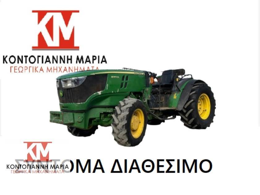 John Deere 5085 GL Traktory