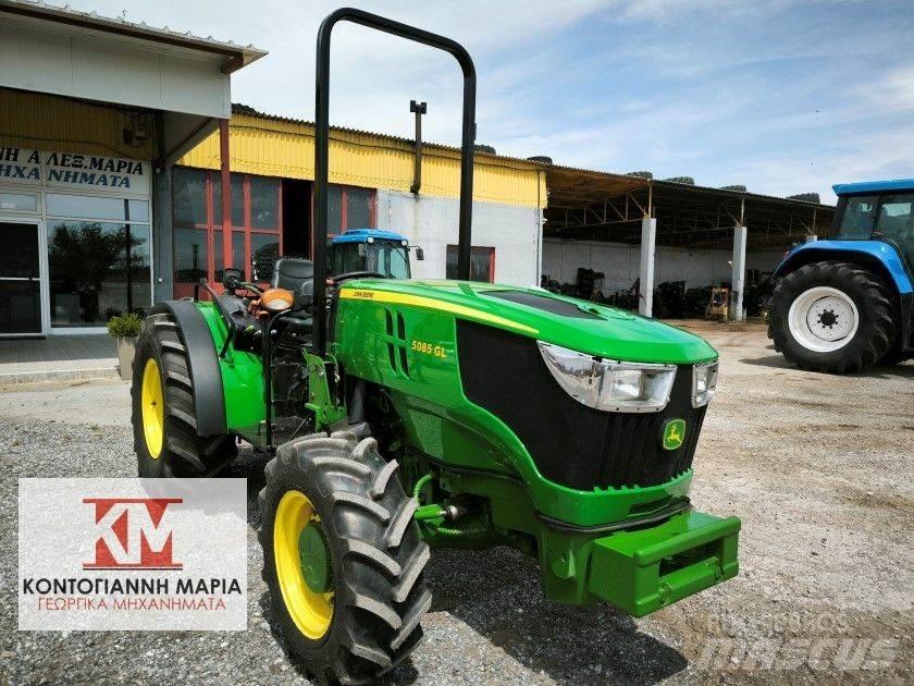 John Deere 5085 GL Traktory