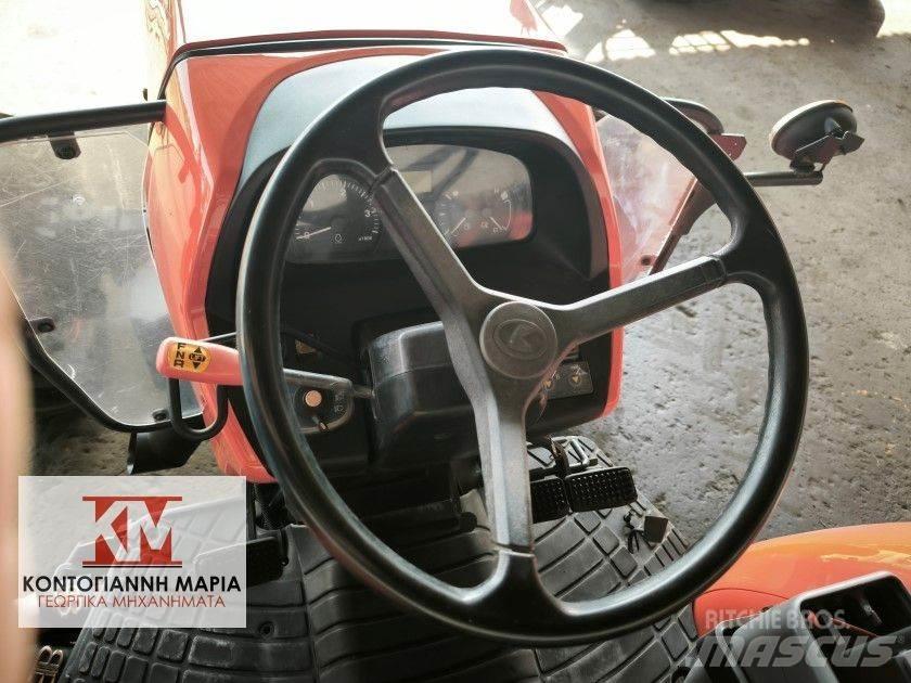 Kubota M6060 Traktory