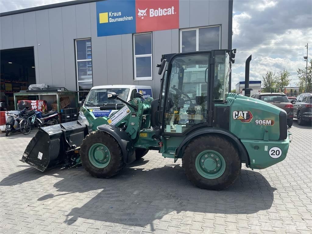 CAT 906 M Kolesové nakladače