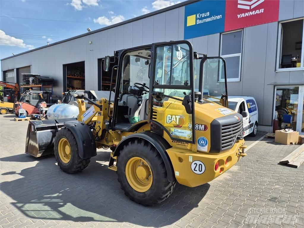CAT 908 M Kolesové nakladače