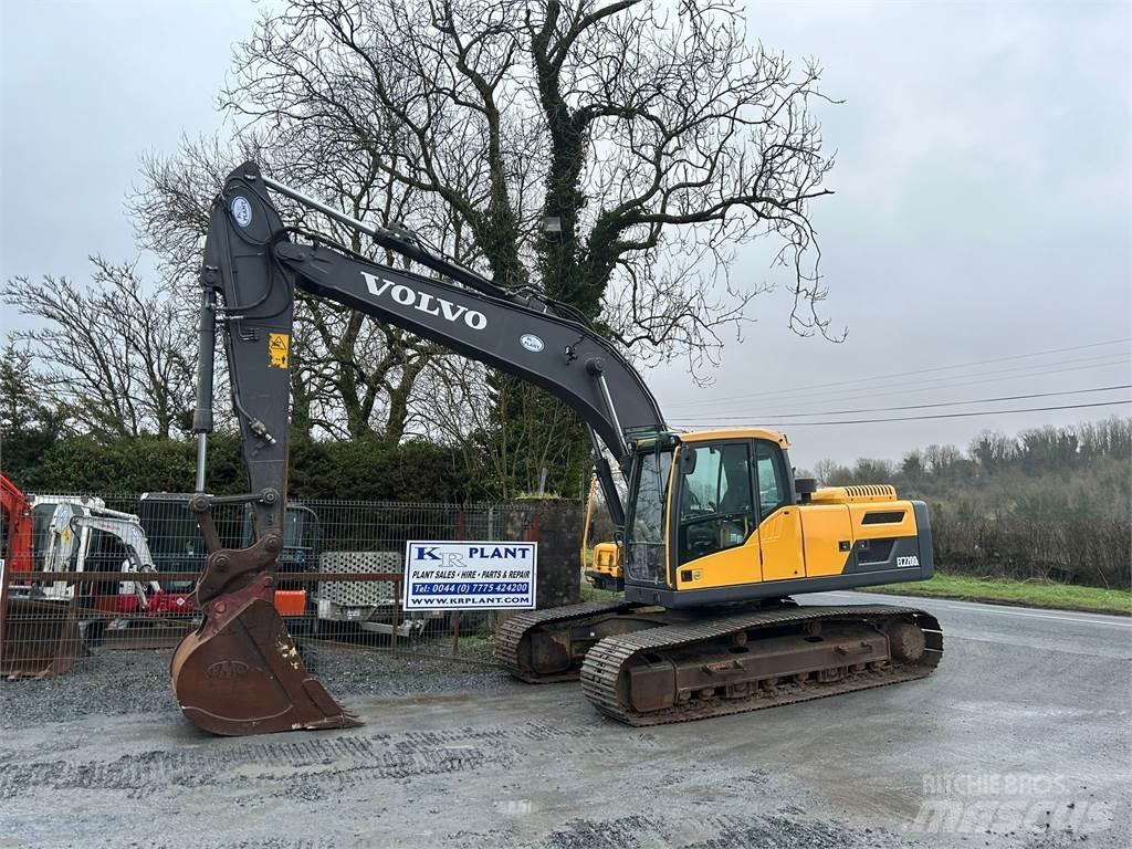 Volvo EC220DL Pásové rýpadlá