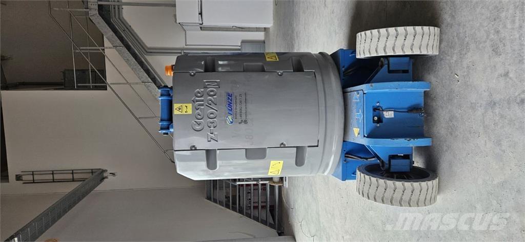 Genie Z-30/20N RJ Kĺbové plošiny