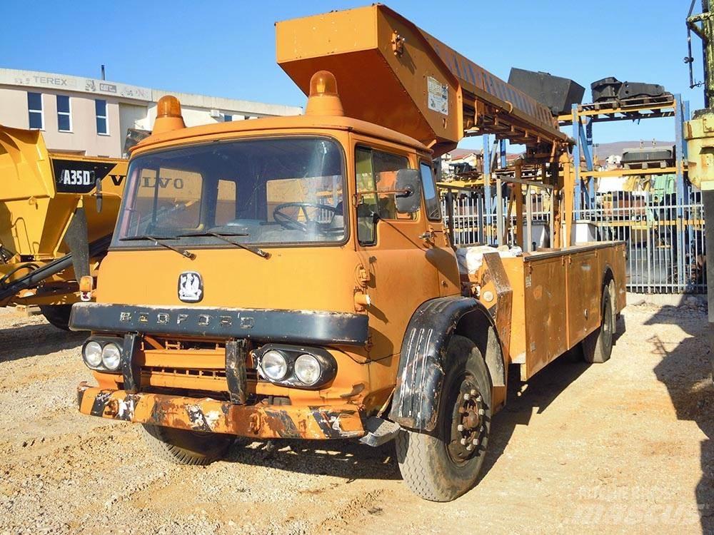 Bedford ERV1GCO Kĺbové plošiny