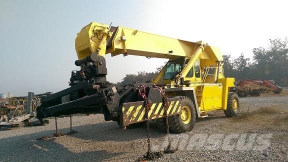 Belotti TRITON FB45/23 Teleskopické manipulátory