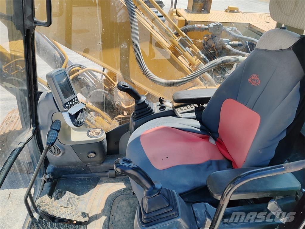 CAT 324 D LN Pásové rýpadlá