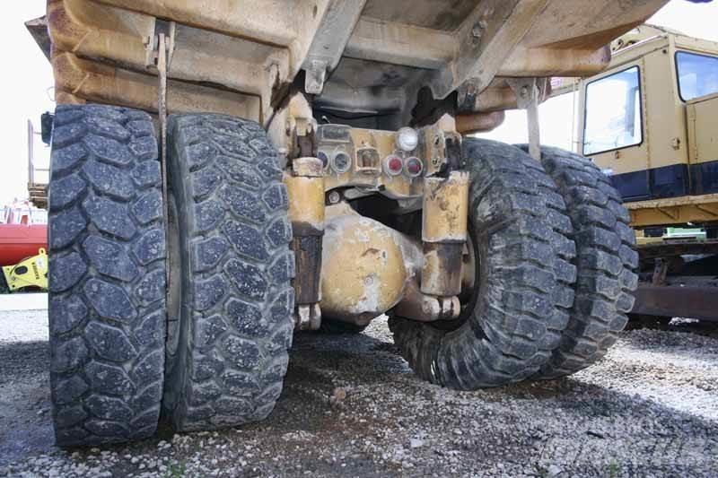 CAT 769C Stavebné sklápače