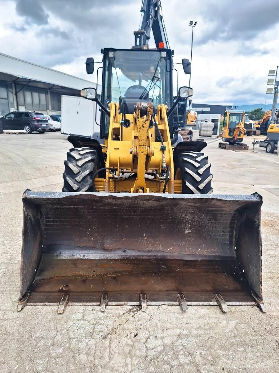 CAT 908H Stavebníctvo - ostatné