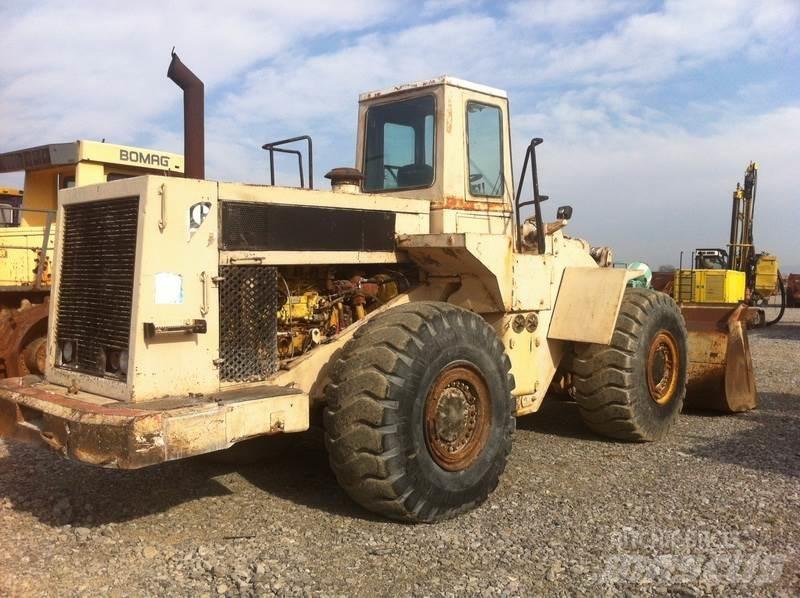 CAT 980C Kolesové nakladače