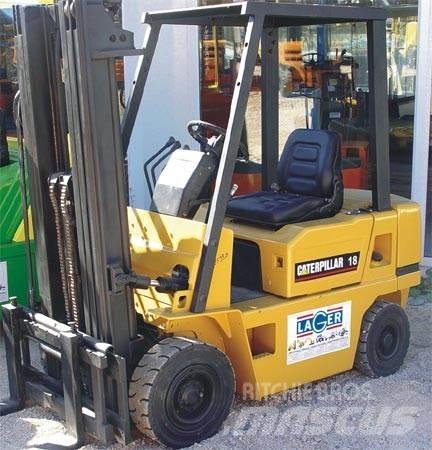 CAT DP18 Dieselové vozíky