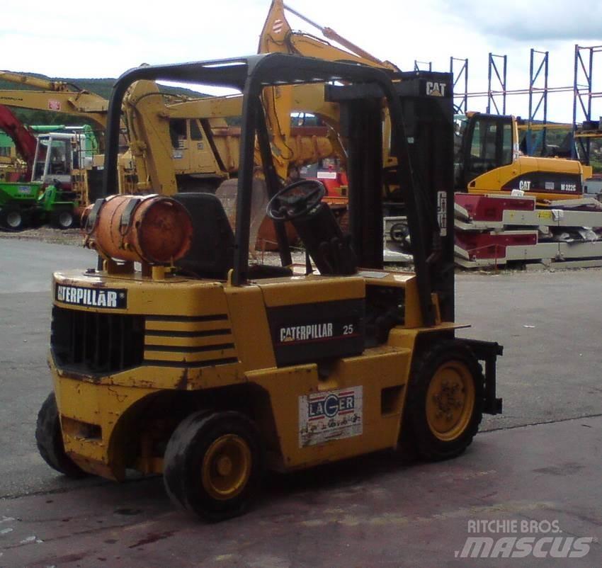 CAT GP25-2 LPG vozíky