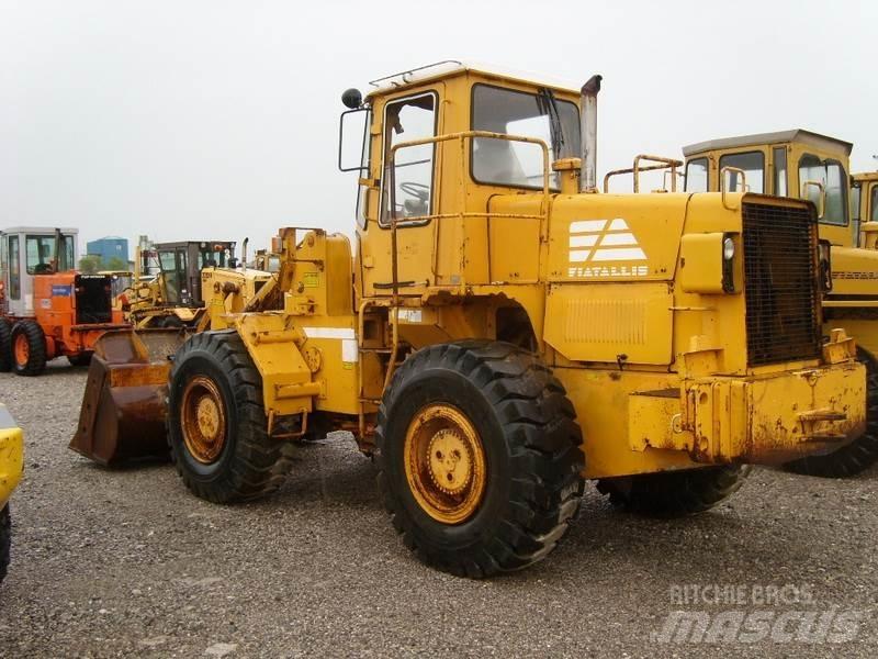Fiat-Allis 580 FR 15 Kolesové nakladače
