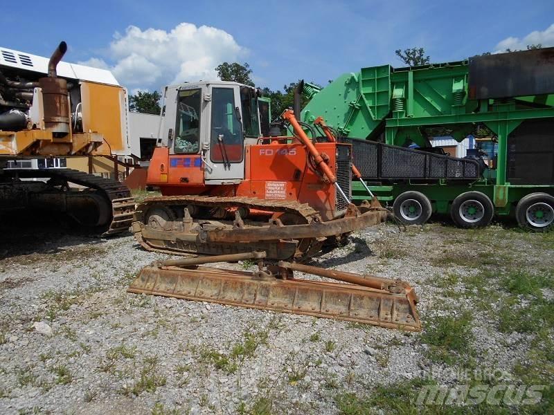 Fiat-Hitachi FD-145-1T Pásové dozéry