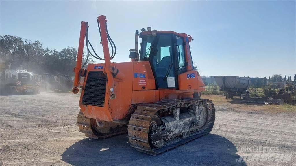 Fiat-Kobelco D180 Pásové dozéry