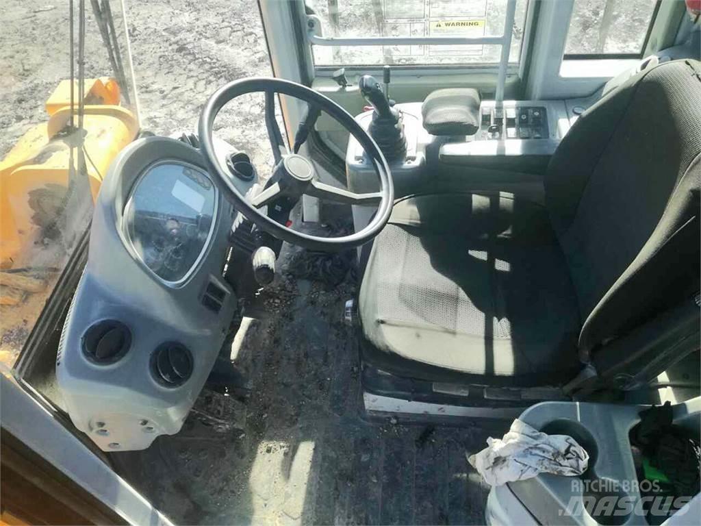 Hyundai HL770-7 Kolesové nakladače