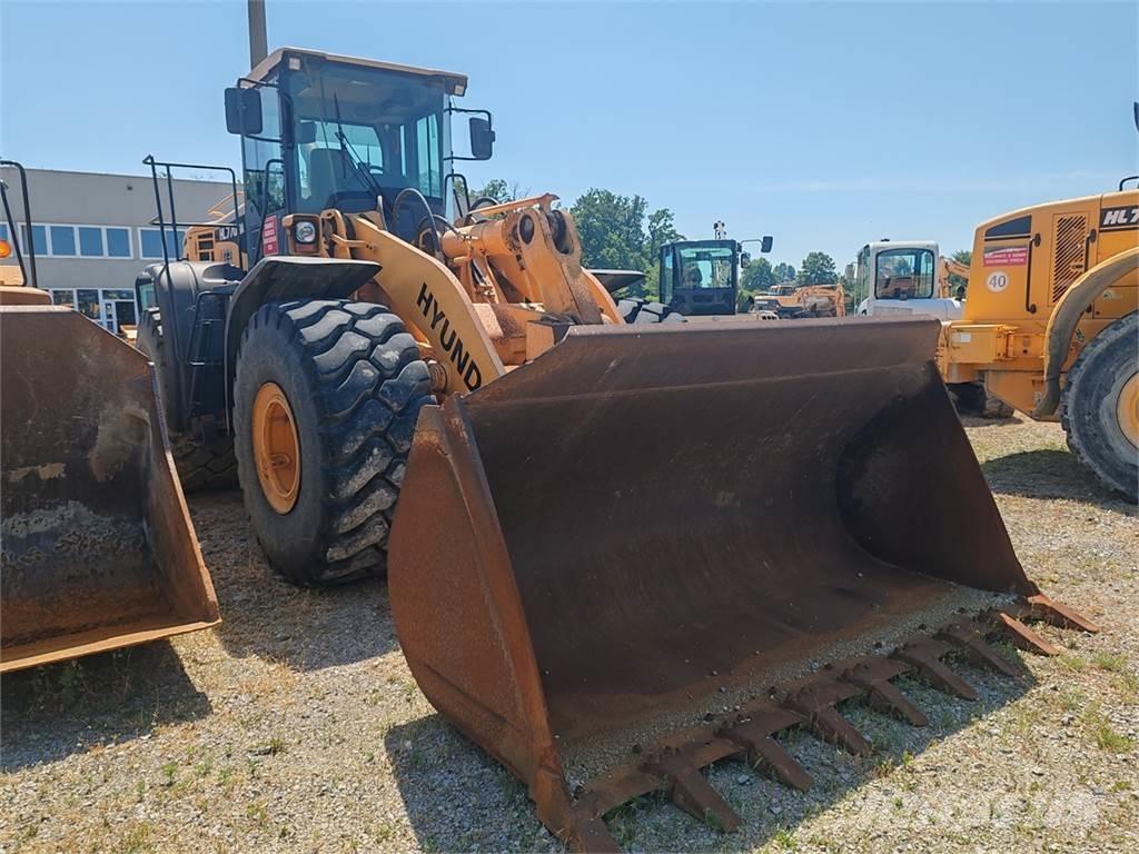 Hyundai HL770-9A Kolesové nakladače