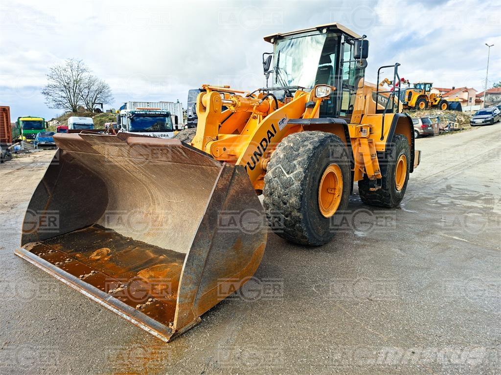 Hyundai HL970 Kolesové nakladače